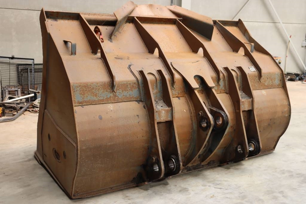 Komatsu WA470 - Ember loader untuk Peralatan konstruksi: gambar 2 Komatsu WA470 - Ember loader untuk Peralatan konstruksi: gambar 2