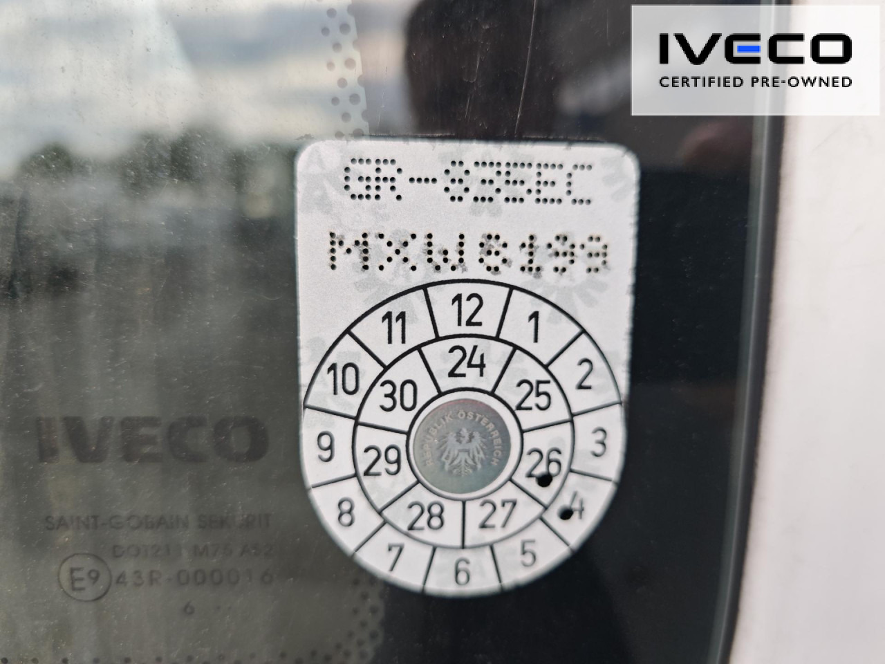 IVECO Iveco 140E25 2 Zonen-Figoblock - Truk berpendingin: gambar 4 IVECO Iveco 140E25 2 Zonen-Figoblock - Truk berpendingin: gambar 4
