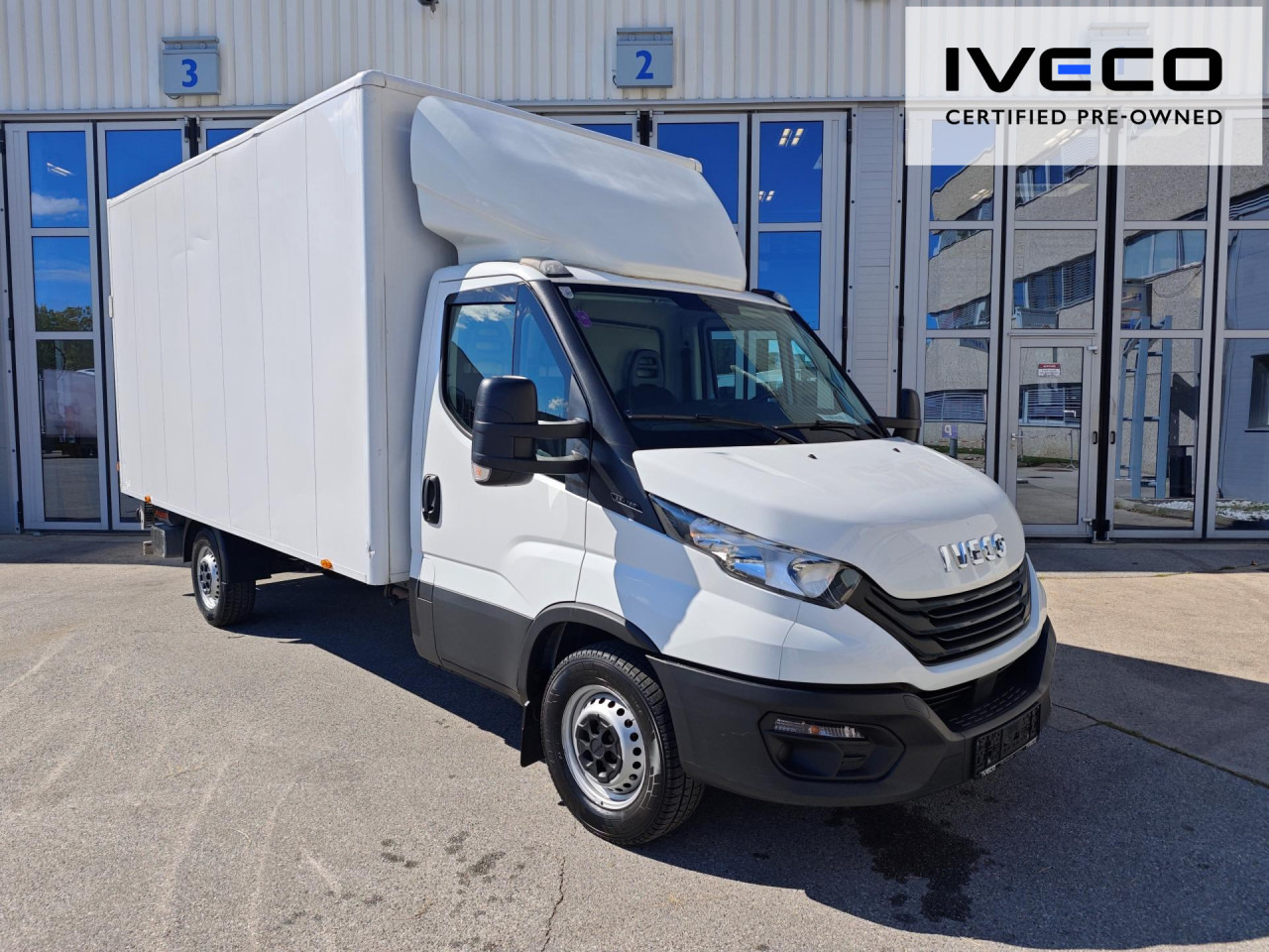 IVECO Koffr-LBW - Van box: gambar 5 IVECO Koffr-LBW - Van box: gambar 5
