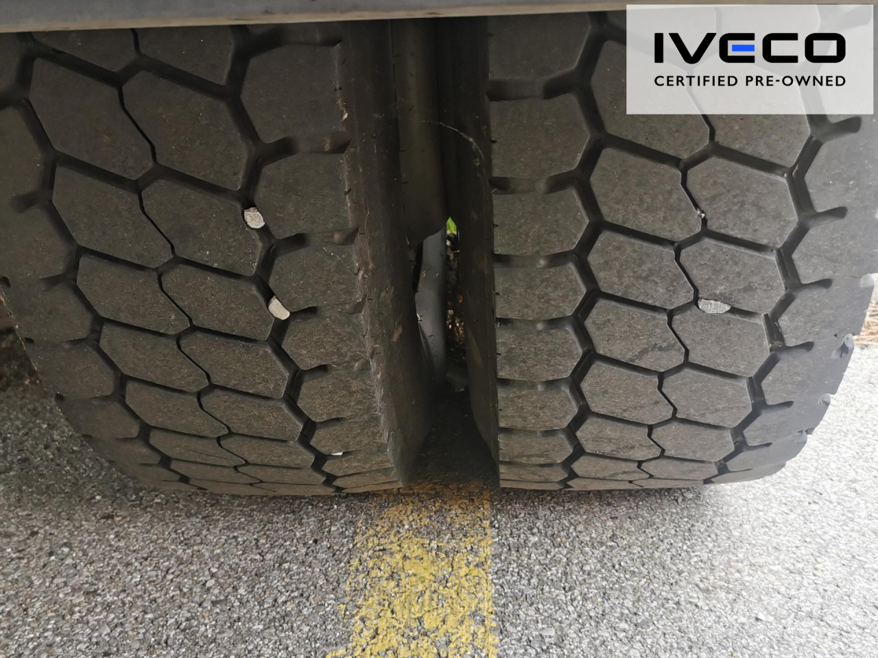 IVECO Pritsche-Schiebeplane-LBW - Truk dengan terpal samping: gambar 3 IVECO Pritsche-Schiebeplane-LBW - Truk dengan terpal samping: gambar 3