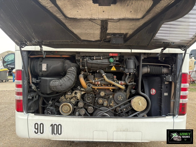 Mercedes - Bus pariwisata: gambar 2 Mercedes - Bus pariwisata: gambar 2