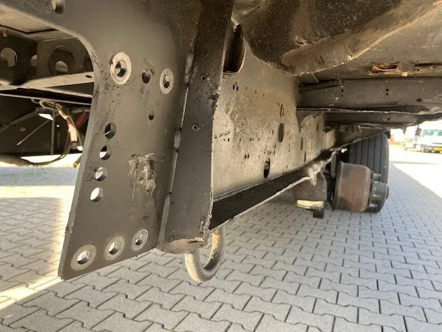 Semi-trailer kotak tertutup Krone 2023 Krone XL mega hupac flat with damage: gambar 10 Semi-trailer kotak tertutup Krone 2023 Krone XL mega hupac flat with damage: gambar 10