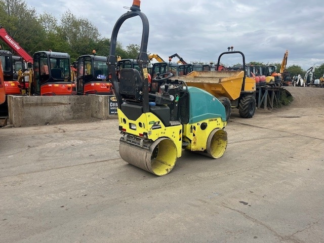Ammann AXR 12 - Roller jalan: gambar 3 Ammann AXR 12 - Roller jalan: gambar 3