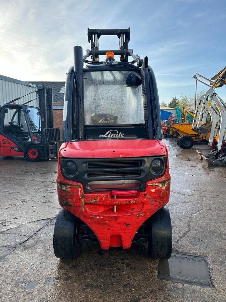 Linde H 35 D - Forklift diesel: gambar 5 Linde H 35 D - Forklift diesel: gambar 5