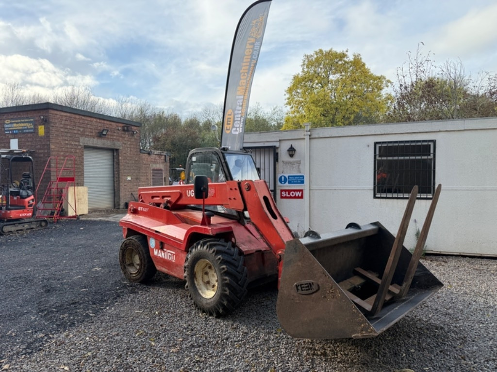 Manitou BT 420 - Telehandler: gambar 5 Manitou BT 420 - Telehandler: gambar 5