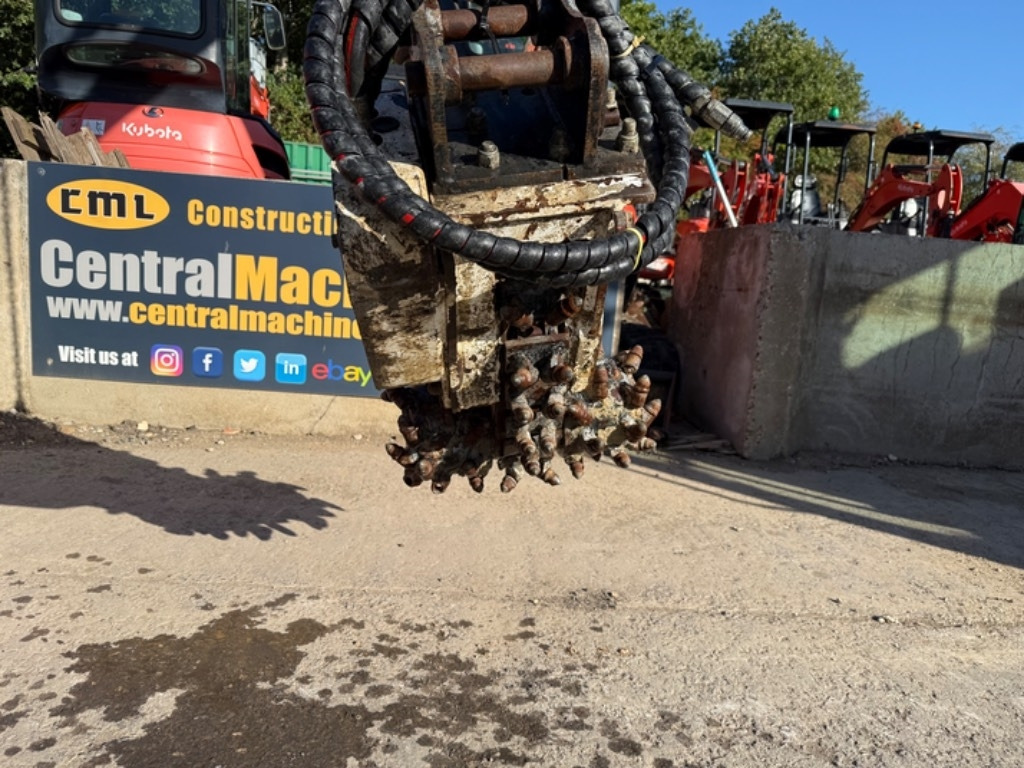 Simex TF100 - Mesin penggali parit: gambar 5 Simex TF100 - Mesin penggali parit: gambar 5