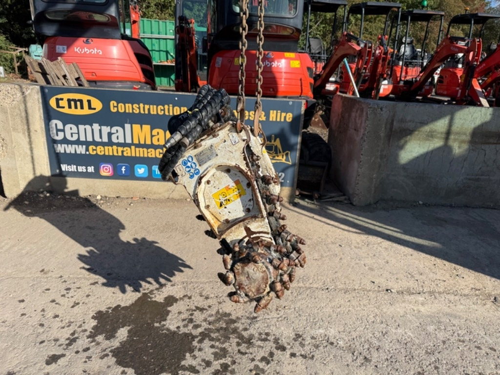 Simex TF100 - Mesin penggali parit: gambar 3 Simex TF100 - Mesin penggali parit: gambar 3