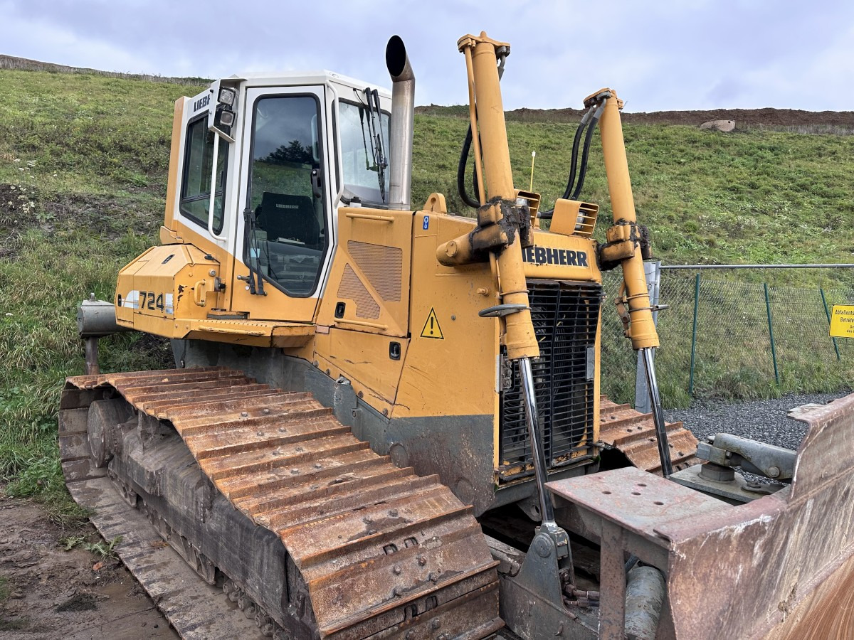 LIEBHERR PR 724 LGP Ripper 3Mtr.+Klima Deutsche Maschine! - Bulldozer: gambar 4 LIEBHERR PR 724 LGP Ripper 3Mtr.+Klima Deutsche Maschine! - Bulldozer: gambar 4