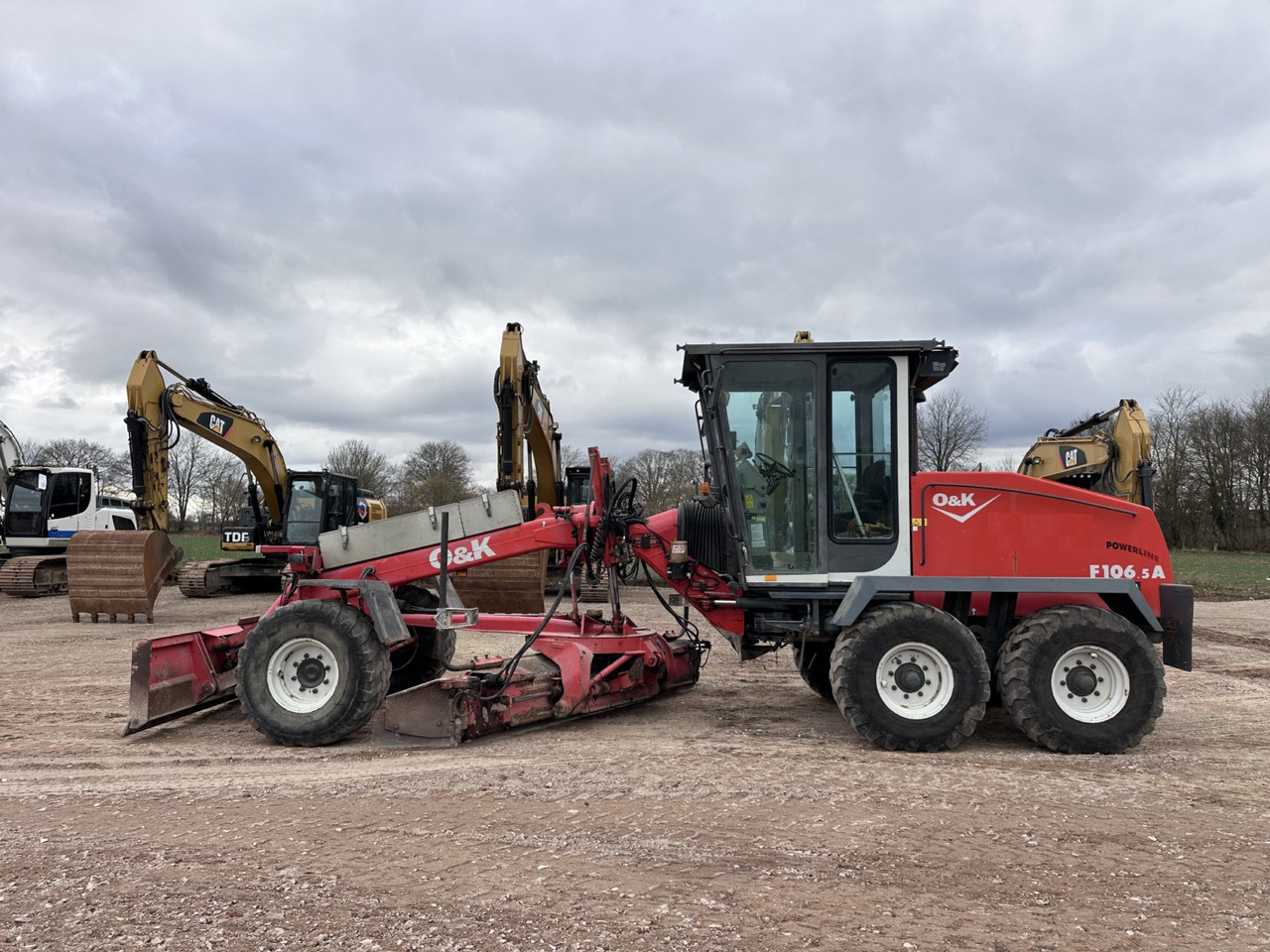 O&K F 106.5 - 6x6 Laser Topcon- Klima Cummins 6 Zyl. - Grader: gambar 1 O&K F 106.5 - 6x6 Laser Topcon- Klima Cummins 6 Zyl. - Grader: gambar 1