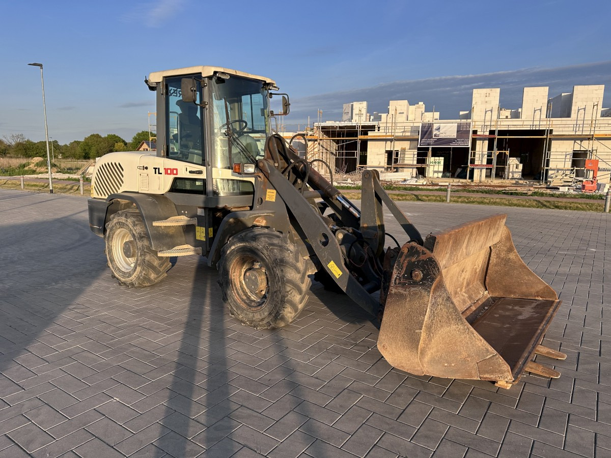 TEREX TL 100 - 30 Km/h Schaufel + Palettengabel Top ! - Wheel loader: gambar 4 TEREX TL 100 - 30 Km/h Schaufel + Palettengabel Top ! - Wheel loader: gambar 4