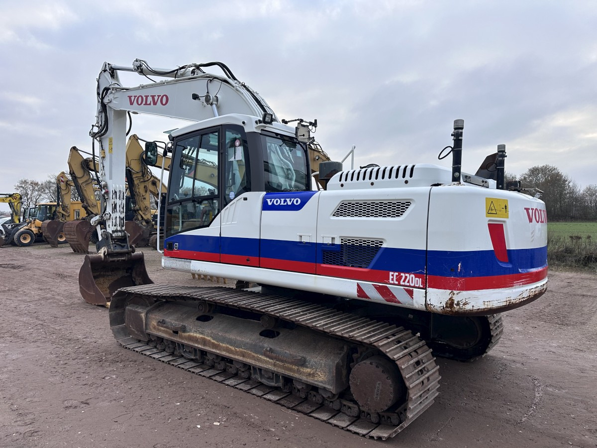 VOLVO EC 220 DL German machine! - Ekskavator perayap: gambar 5 VOLVO EC 220 DL German machine! - Ekskavator perayap: gambar 5