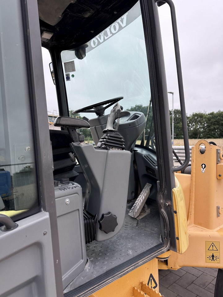 Wheel loader VOLVO L 30 B PRO 3er Kreis Klappschaufel+Palettengabel: gambar 12