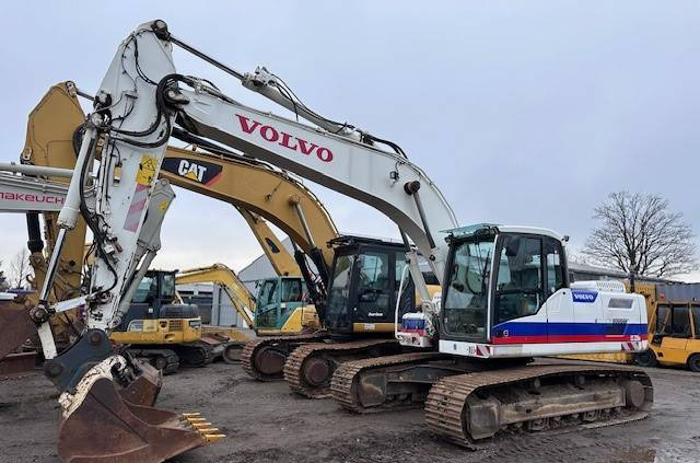 Volvo EC 220 DL Deutsche Maschine! - Ekskavator perayap: gambar 1 Volvo EC 220 DL Deutsche Maschine! - Ekskavator perayap: gambar 1