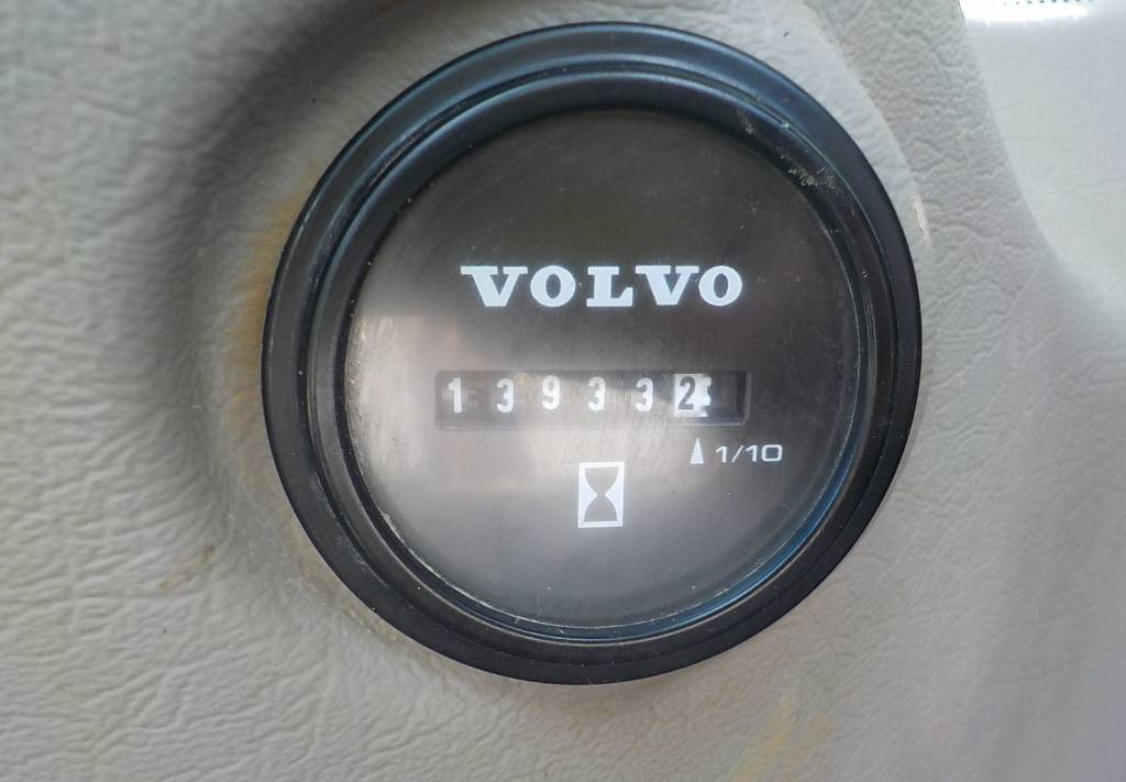 Volvo EC 220 DL Deutsche Maschine! - Ekskavator perayap: gambar 4 Volvo EC 220 DL Deutsche Maschine! - Ekskavator perayap: gambar 4