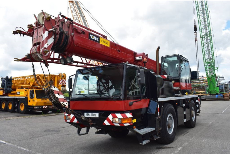 Liebherr LTM 1030-2 - Derek semua medan: gambar 2 Liebherr LTM 1030-2 - Derek semua medan: gambar 2