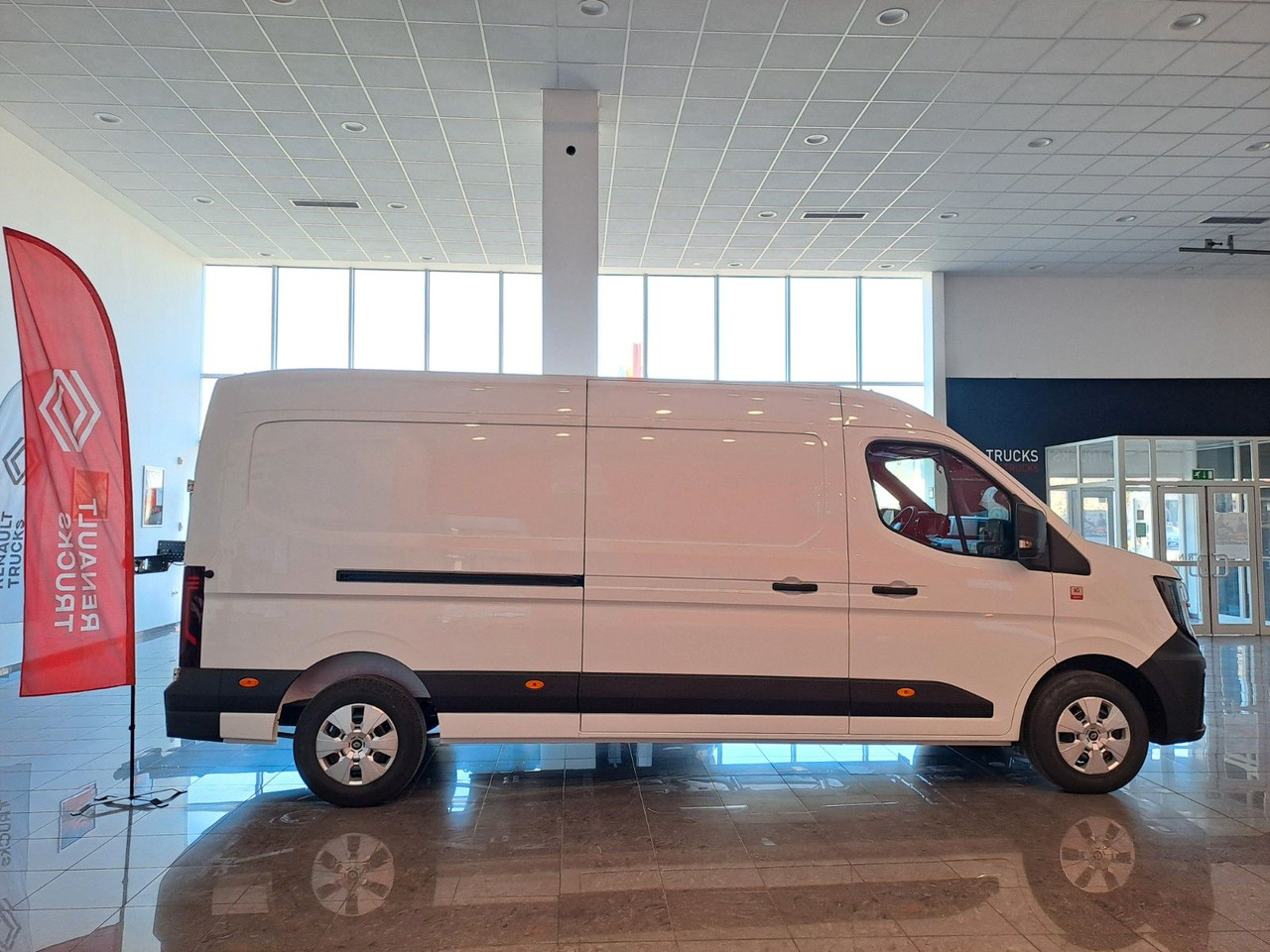 Renault Master L3H2 150 - NAV Klimaaut. Holzb. 270° - Van panel: gambar 3 Renault Master L3H2 150 - NAV Klimaaut. Holzb. 270° - Van panel: gambar 3