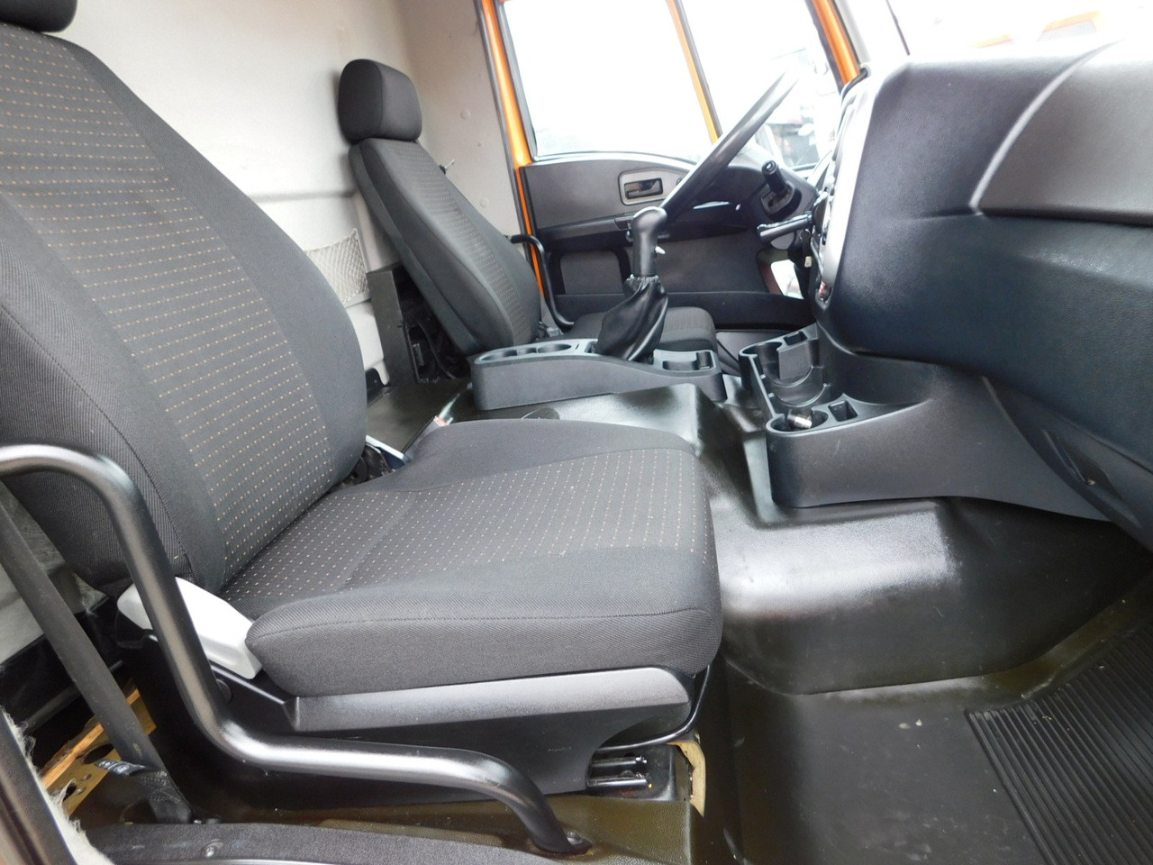 Ford 3542d 6x4 dcab e6 16s2230 - Truk jungkit: gambar 5 Ford 3542d 6x4 dcab e6 16s2230 - Truk jungkit: gambar 5