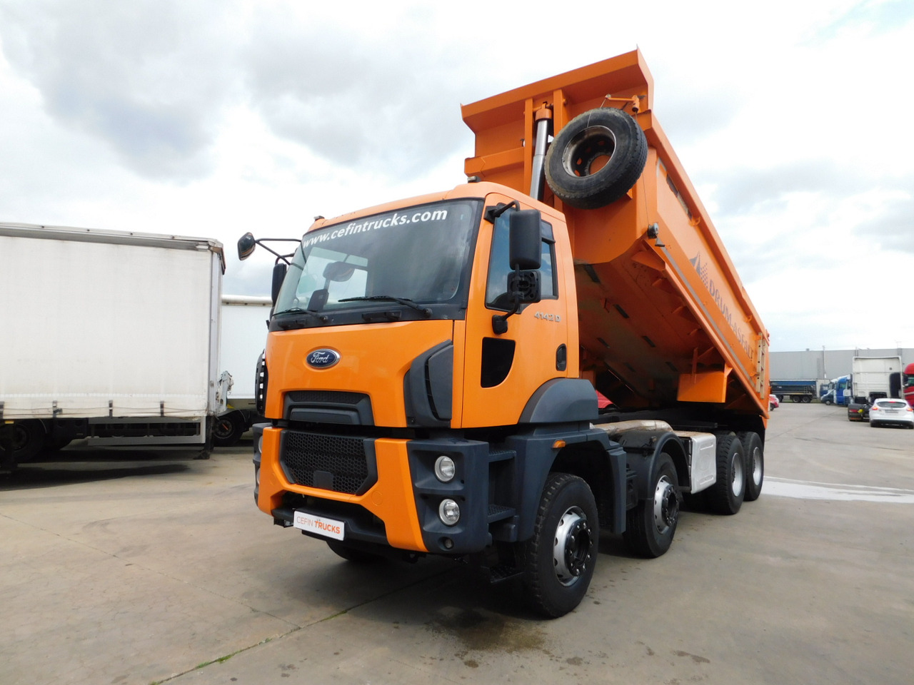 Ford 4142d 8x4 dcab e6 16s2230 - Truk jungkit: gambar 1 Ford 4142d 8x4 dcab e6 16s2230 - Truk jungkit: gambar 1