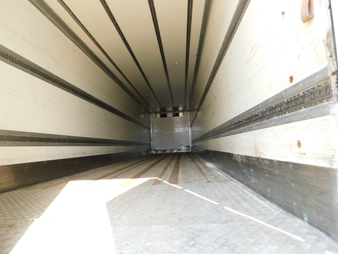 Gray adams Ga3b9 - Semi-trailer berpendingin: gambar 5 Gray adams Ga3b9 - Semi-trailer berpendingin: gambar 5