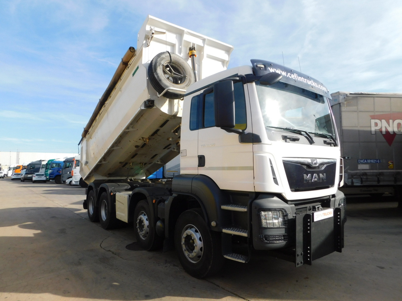 Man Tgs 41420 - Truk jungkit: gambar 2 Man Tgs 41420 - Truk jungkit: gambar 2
