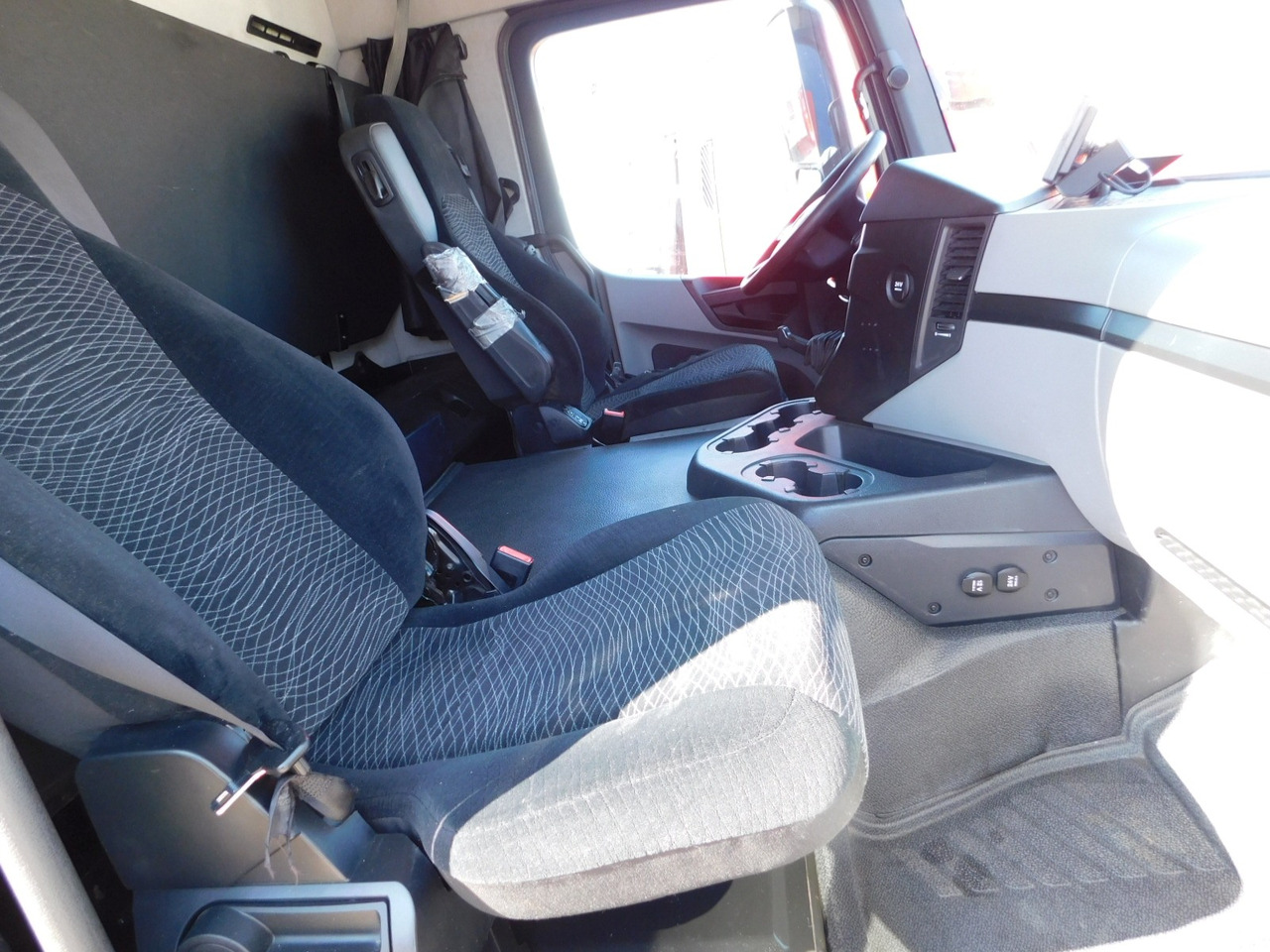 Mercedes Antos - Truk berpendingin: gambar 5 Mercedes Antos - Truk berpendingin: gambar 5