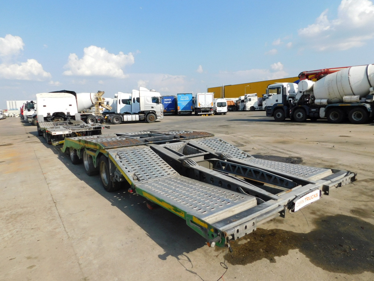 Scania Lb 4x2 - Truk pengangkut mobil: gambar 4 Scania Lb 4x2 - Truk pengangkut mobil: gambar 4