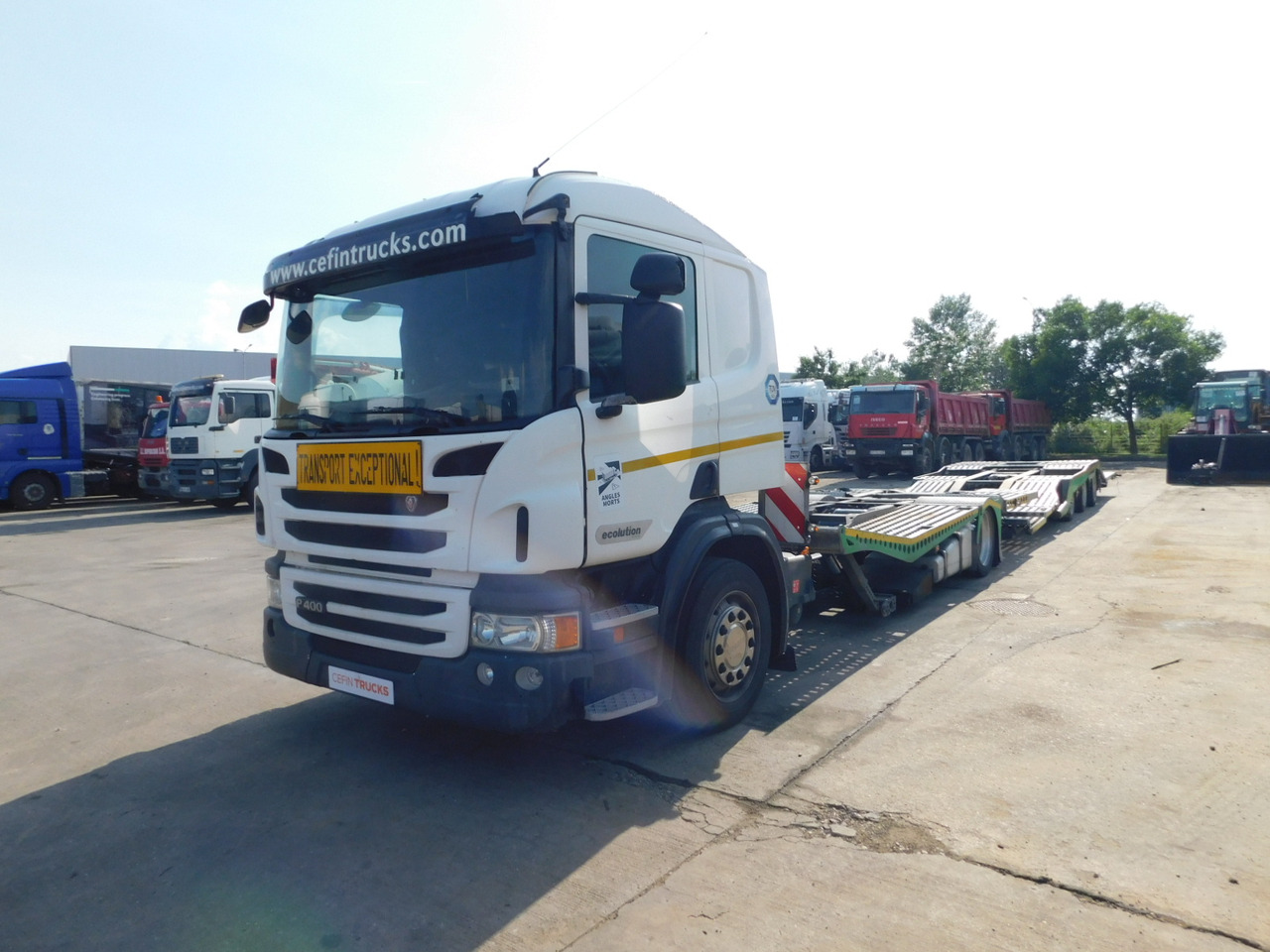 Scania Lb 4x2 - Truk pengangkut mobil: gambar 1 Scania Lb 4x2 - Truk pengangkut mobil: gambar 1