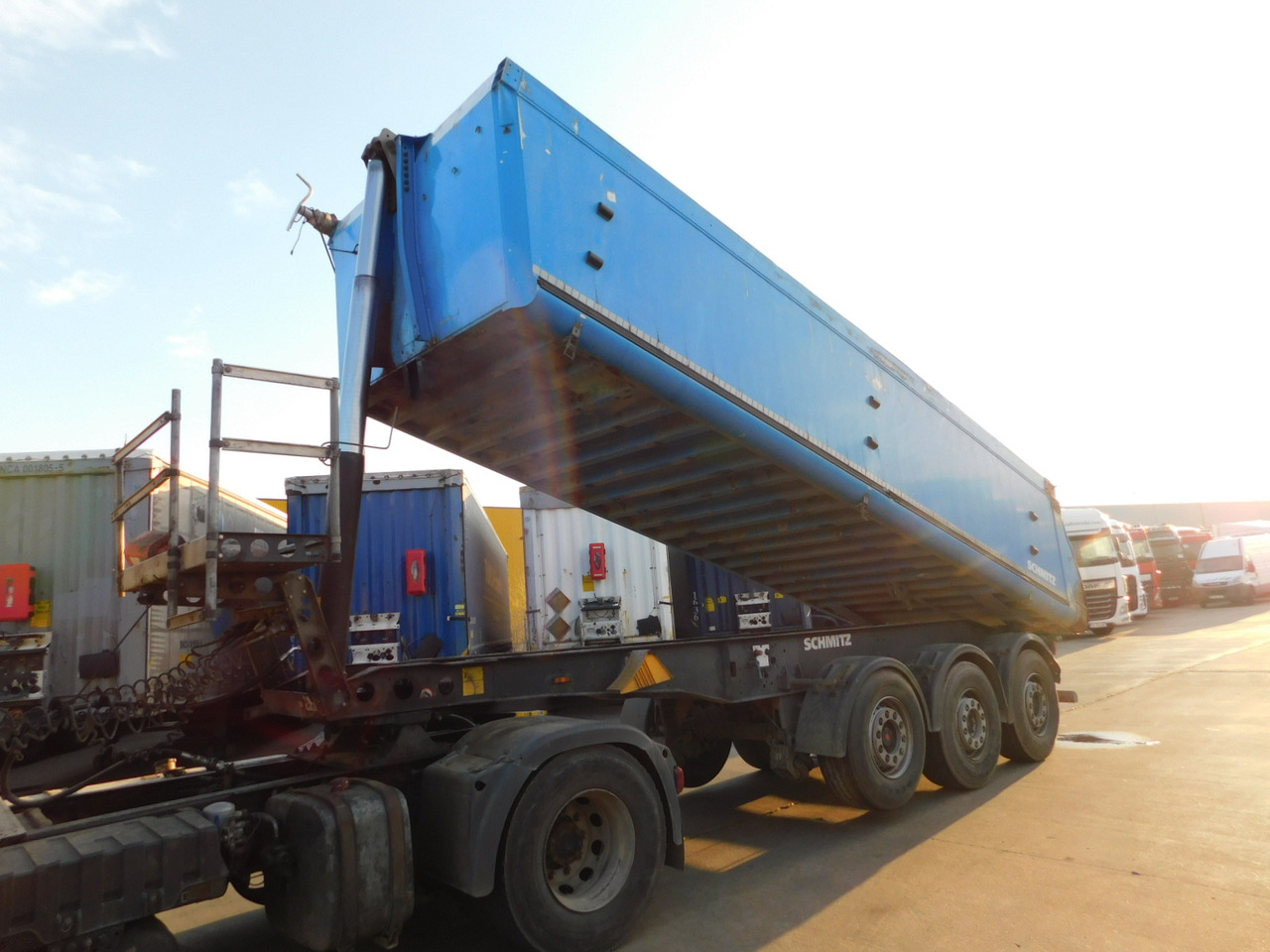 Schmitz Gotha ski 24sl 72 - Semi-trailer jungkit: gambar 1 Schmitz Gotha ski 24sl 72 - Semi-trailer jungkit: gambar 1