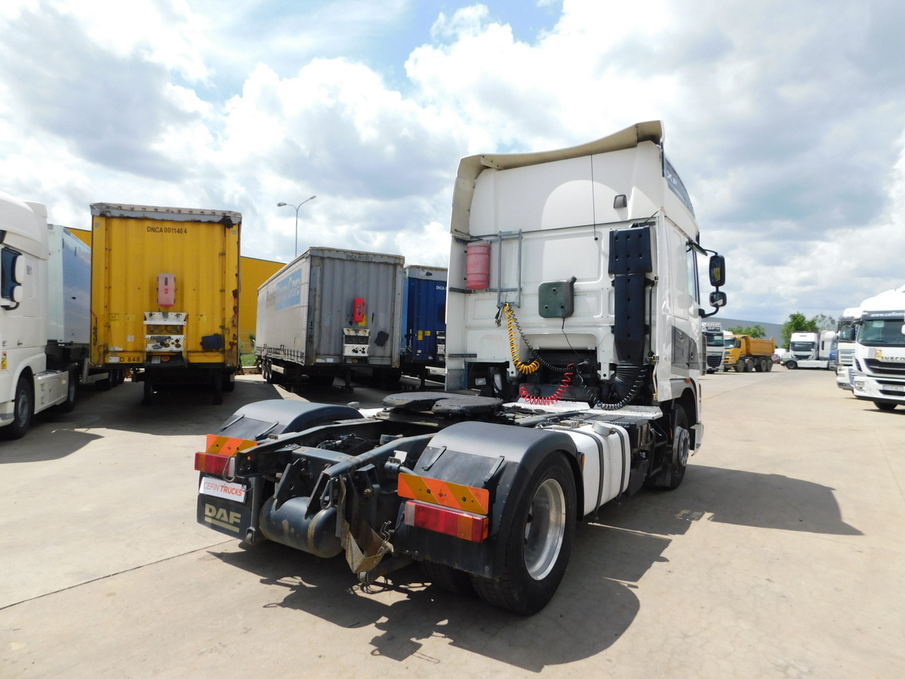 Daf Xf 105460 - Tractor head: gambar 3 Daf Xf 105460 - Tractor head: gambar 3