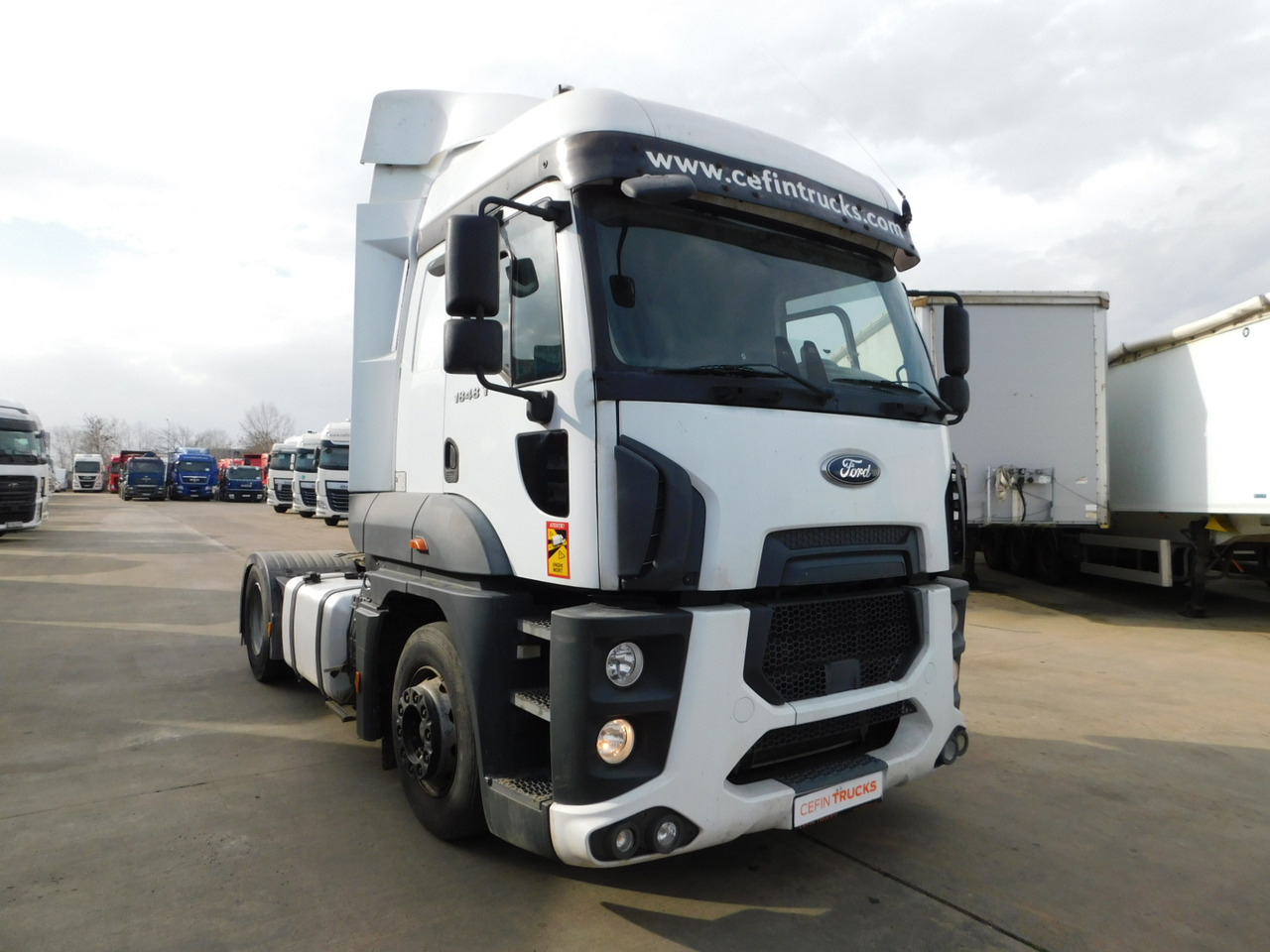 Ford 1848t 4x2 scab e6 12tx2620 - Tractor head: gambar 2 Ford 1848t 4x2 scab e6 12tx2620 - Tractor head: gambar 2