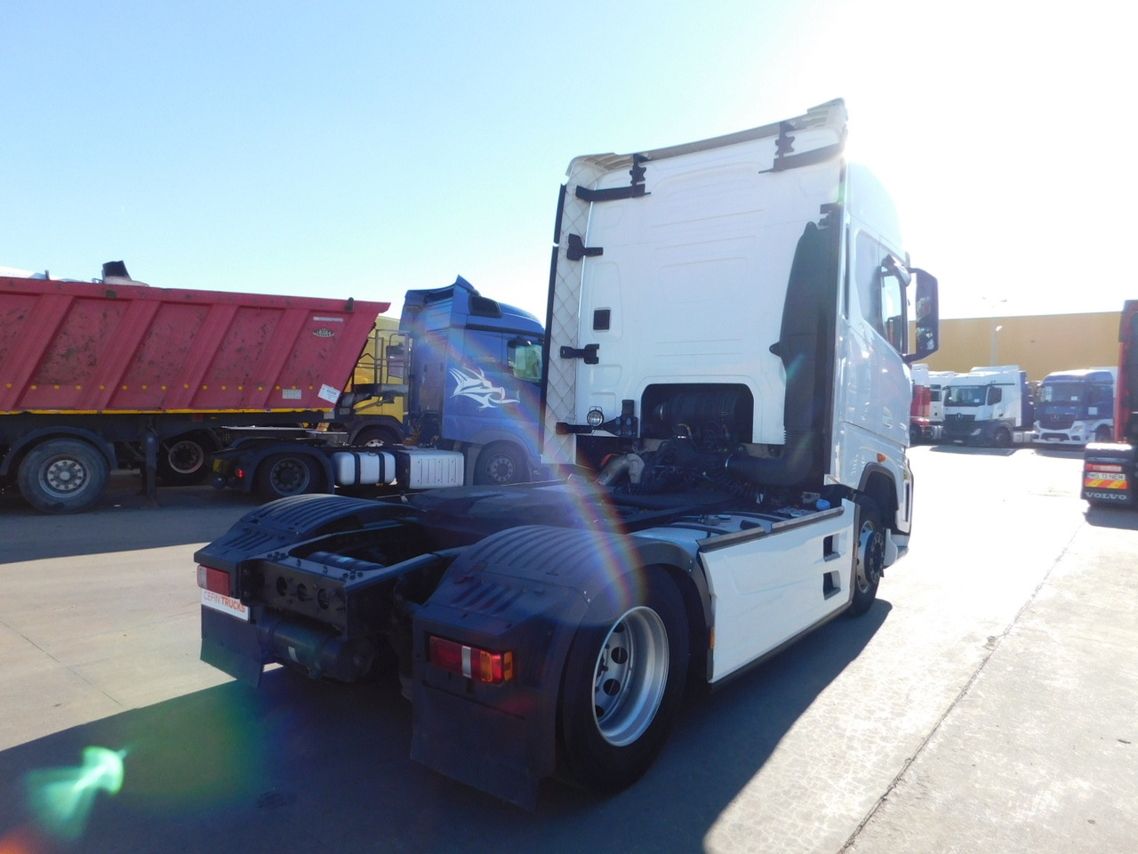 Ford F max 4x2 scab e6 12s2620 - Tractor head: gambar 3 Ford F max 4x2 scab e6 12s2620 - Tractor head: gambar 3