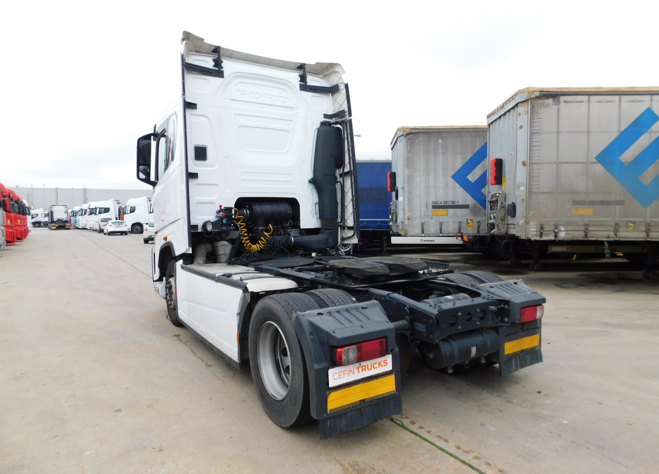 Ford F max 4x2 scab e6 12s2620 - Tractor head: gambar 4 Ford F max 4x2 scab e6 12s2620 - Tractor head: gambar 4