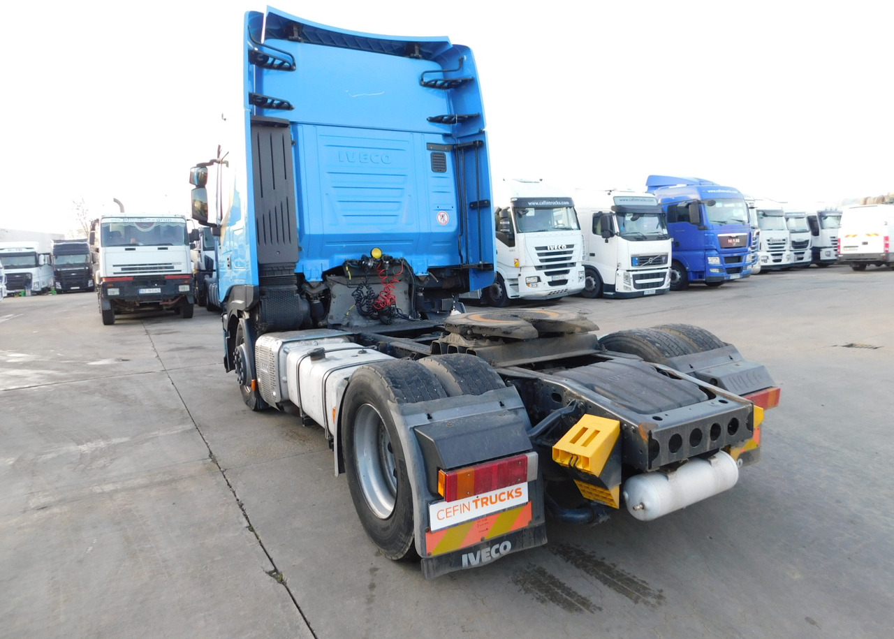 Iveco As440t - Tractor head: gambar 4 Iveco As440t - Tractor head: gambar 4