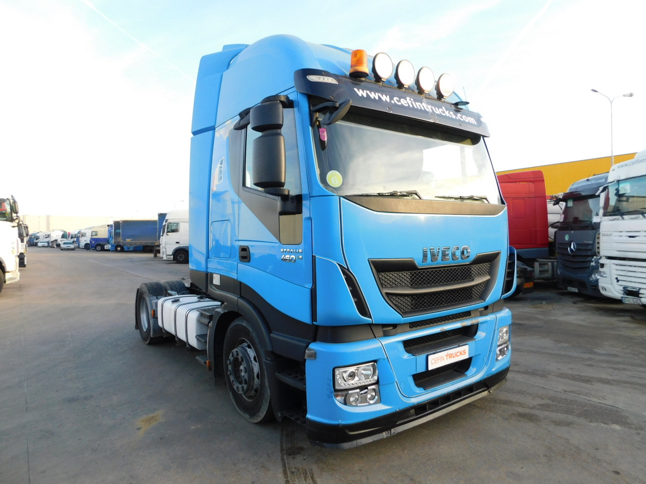 Iveco As440t - Tractor head: gambar 2 Iveco As440t - Tractor head: gambar 2