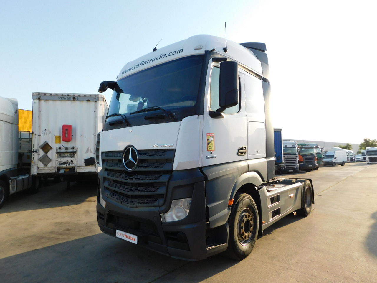 Mercedes Actros - Tractor head: gambar 1 Mercedes Actros - Tractor head: gambar 1