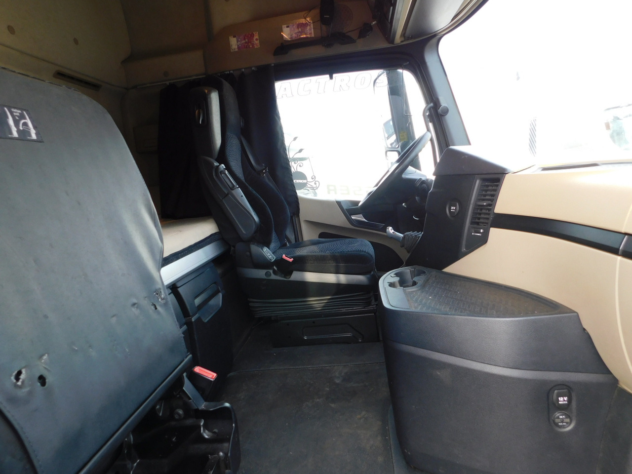 Mercedes Actros - Tractor head: gambar 5 Mercedes Actros - Tractor head: gambar 5