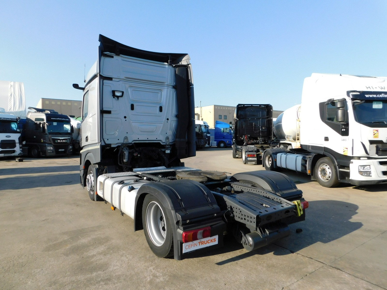 Mercedes Actros - Tractor head: gambar 4 Mercedes Actros - Tractor head: gambar 4