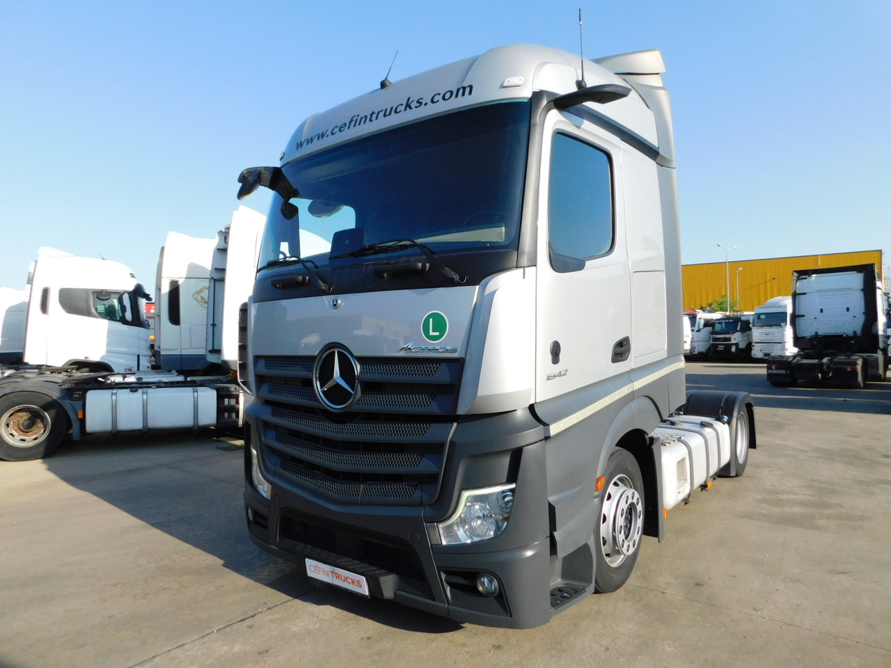 Mercedes Actros - Tractor head: gambar 1 Mercedes Actros - Tractor head: gambar 1