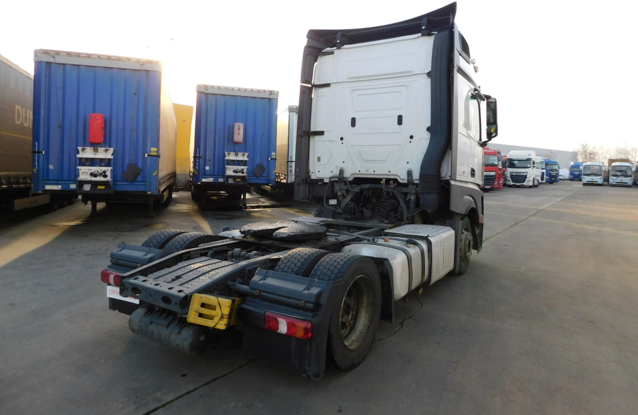 Mercedes Actros - Tractor head: gambar 3 Mercedes Actros - Tractor head: gambar 3