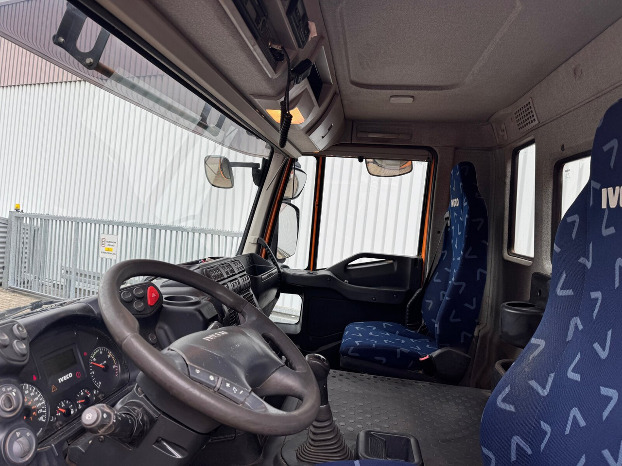 AD260T41 6x4 AD260T41 6x4, EEV - Truk jungkit: gambar 3 AD260T41 6x4 AD260T41 6x4, EEV - Truk jungkit: gambar 3