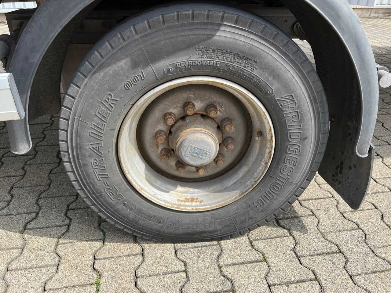 Ackermann PS-F 5.3/13.5 EZG SPS PS-F 5.3/13.5 EZG SPS, Edscha-Verdeck, Lenkachse - Semi-trailer dengan terpal samping: gambar 4 Ackermann PS-F 5.3/13.5 EZG SPS PS-F 5.3/13.5 EZG SPS, Edscha-Verdeck, Lenkachse - Semi-trailer dengan terpal samping: gambar 4