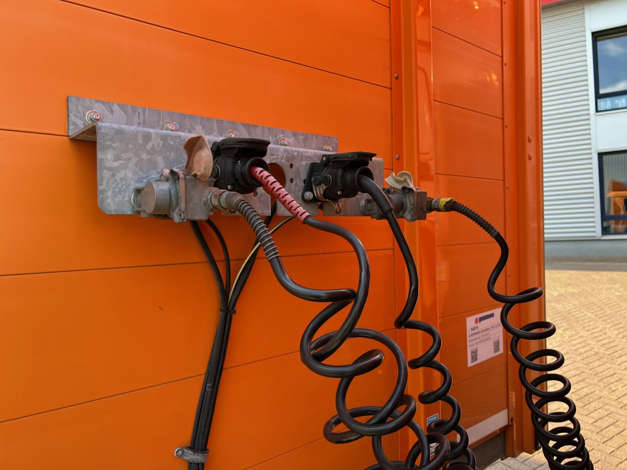 Ackermann PS-F 5.3/13.5 EZG SPS PS-F 5.3/13.5 EZG SPS, Edscha-Verdeck, Lenkachse - Semi-trailer dengan terpal samping: gambar 4 Ackermann PS-F 5.3/13.5 EZG SPS PS-F 5.3/13.5 EZG SPS, Edscha-Verdeck, Lenkachse - Semi-trailer dengan terpal samping: gambar 4