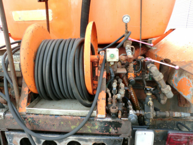 DA22, 5.000 ltr. Tank mit Pumpe Spülaufbau DA22, 5.000 ltr. Tank mit Pumpe - Tangki penyimpanan: gambar 4 DA22, 5.000 ltr. Tank mit Pumpe Spülaufbau DA22, 5.000 ltr. Tank mit Pumpe - Tangki penyimpanan: gambar 4