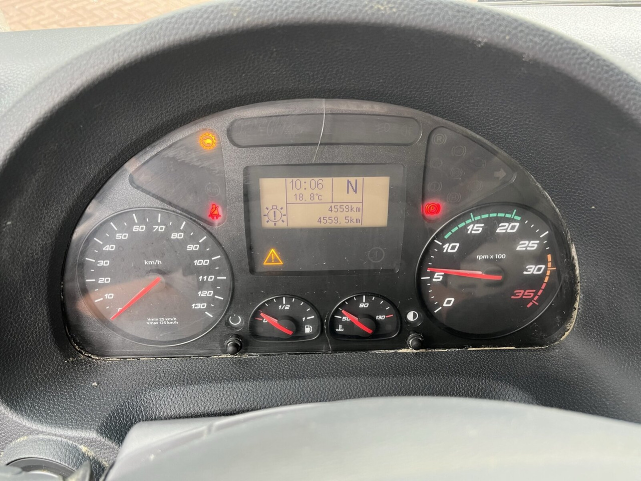 EuroCargo ML190EL32 4x2 EuroCargo ML190EL32 4x2, Funk - Truk skip loader: gambar 4 EuroCargo ML190EL32 4x2 EuroCargo ML190EL32 4x2, Funk - Truk skip loader: gambar 4