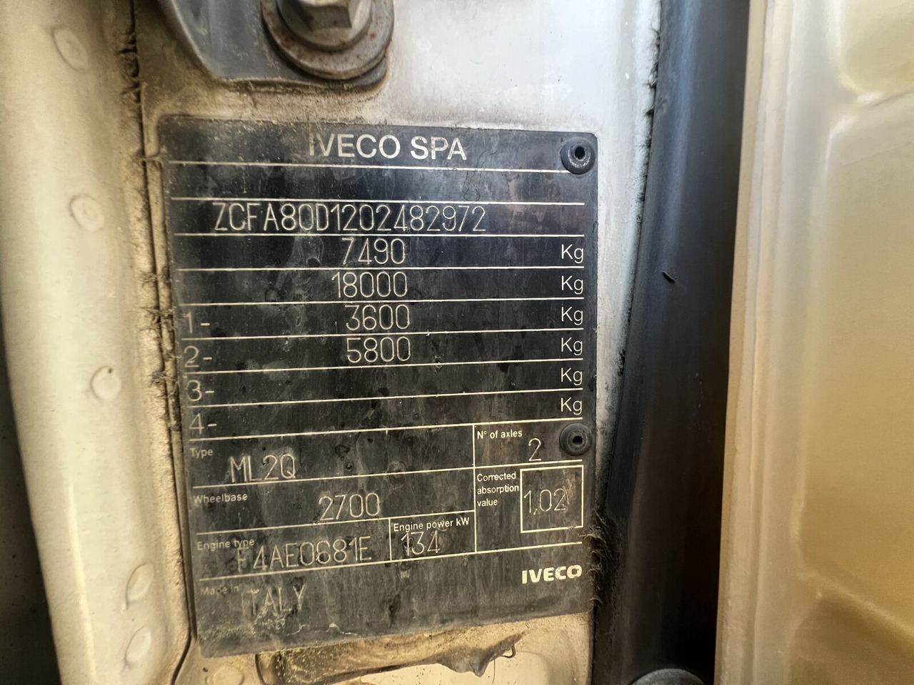 EuroCargo ML80E18K 4x2 EuroCargo ML80E18K 4x2 - Truk jungkit: gambar 3 EuroCargo ML80E18K 4x2 EuroCargo ML80E18K 4x2 - Truk jungkit: gambar 3