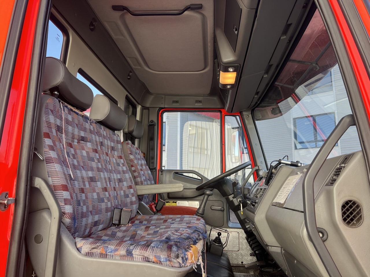 FF 95 E 18 WR 4x4 FF 95 E 18 WR 4x4, 6000l Wassertank - Truk tangki: gambar 3 FF 95 E 18 WR 4x4 FF 95 E 18 WR 4x4, 6000l Wassertank - Truk tangki: gambar 3