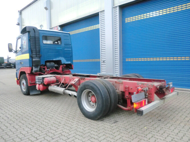 FH New 12-420 4x2 - Truk sasis: gambar 4 FH New 12-420 4x2 - Truk sasis: gambar 4