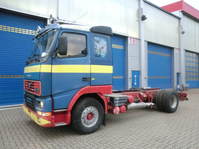 FH New 12-420 4x2 - Truk sasis: gambar 1 FH New 12-420 4x2 - Truk sasis: gambar 1