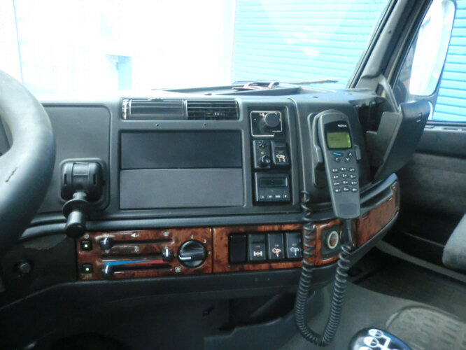 FH New 12-420 4x2 - Truk sasis: gambar 2 FH New 12-420 4x2 - Truk sasis: gambar 2