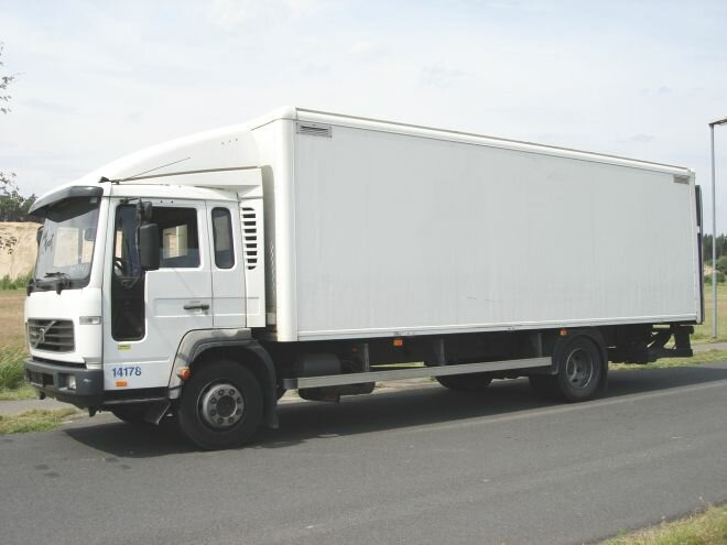 FL 6-12 4x2 FL 6-12 4x2, 4x vorhanden! - Truk box: gambar 2 FL 6-12 4x2 FL 6-12 4x2, 4x vorhanden! - Truk box: gambar 2